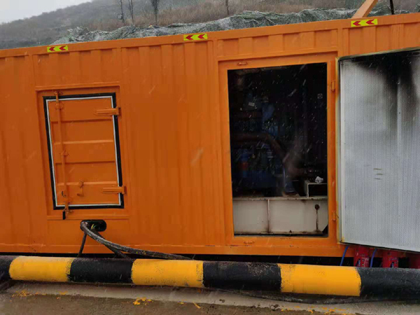 肥城发电机出租 柴油发电机组电压低报警怎么办？