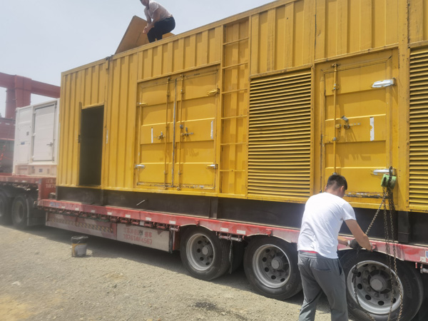 肥城除了负载情况和发动机维护，还有哪些因素会影响 200kw 柴油发电机的油耗？